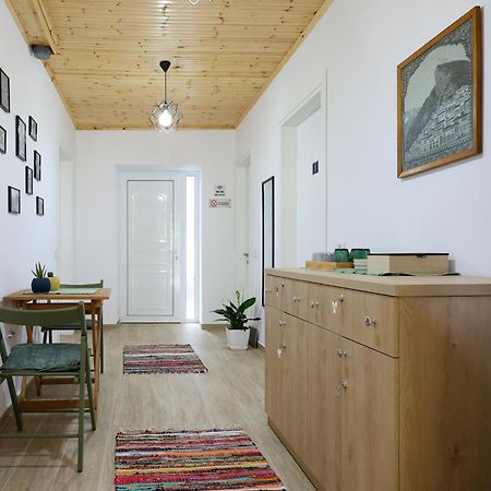 Hotel Vila Vreko B&B Berat Exteriör bild