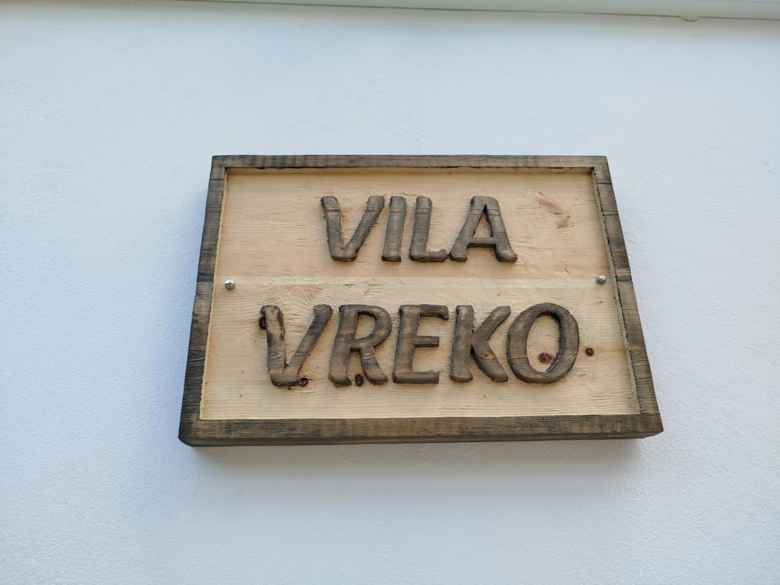 Hotel Vila Vreko B&B Berat Exteriör bild